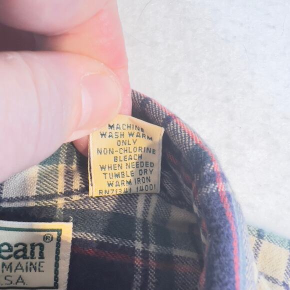 L.L. Bean Flannel Button Down Shirt Men's Large TALL Made in USA Pocket Plaid - Picture 3 of 9
